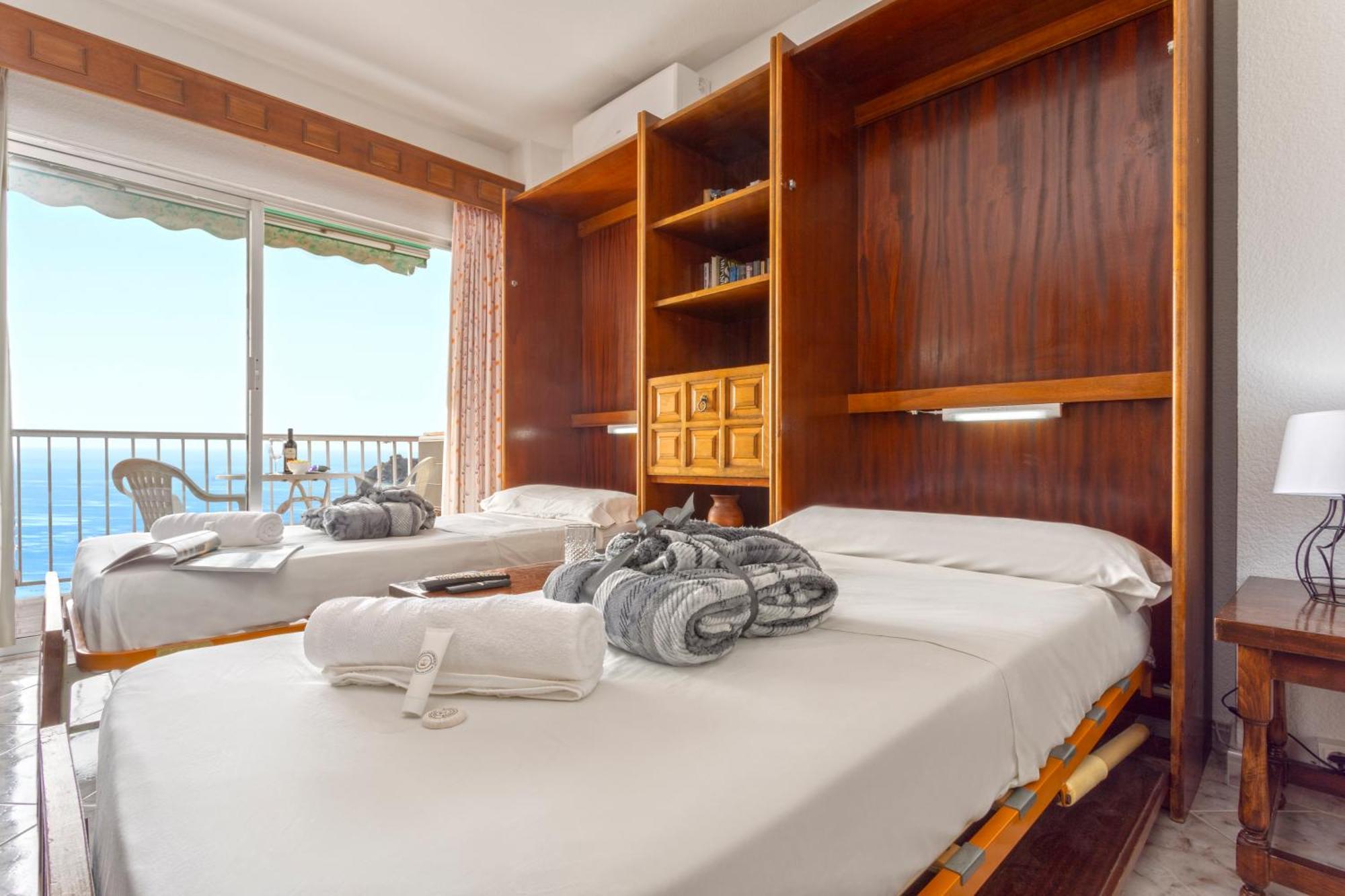 1004 - Beachfront Apartment On El Paseo, 4 Pers - Air Conditionning - Wi-Fi - Smart Tv Almunecar Exterior foto